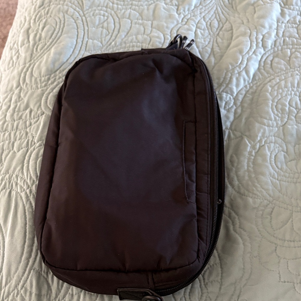Thirty one black womens crossbody